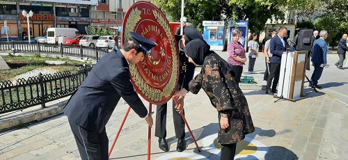 19 Eylül Gaziler Günü Anma Programı kapsamında Kaymakamımız Sn. Rabia NAÇAR ÇANAKCIOĞLU’nun katılımları ile Atatürk Anıtına çelenk sunuldu.